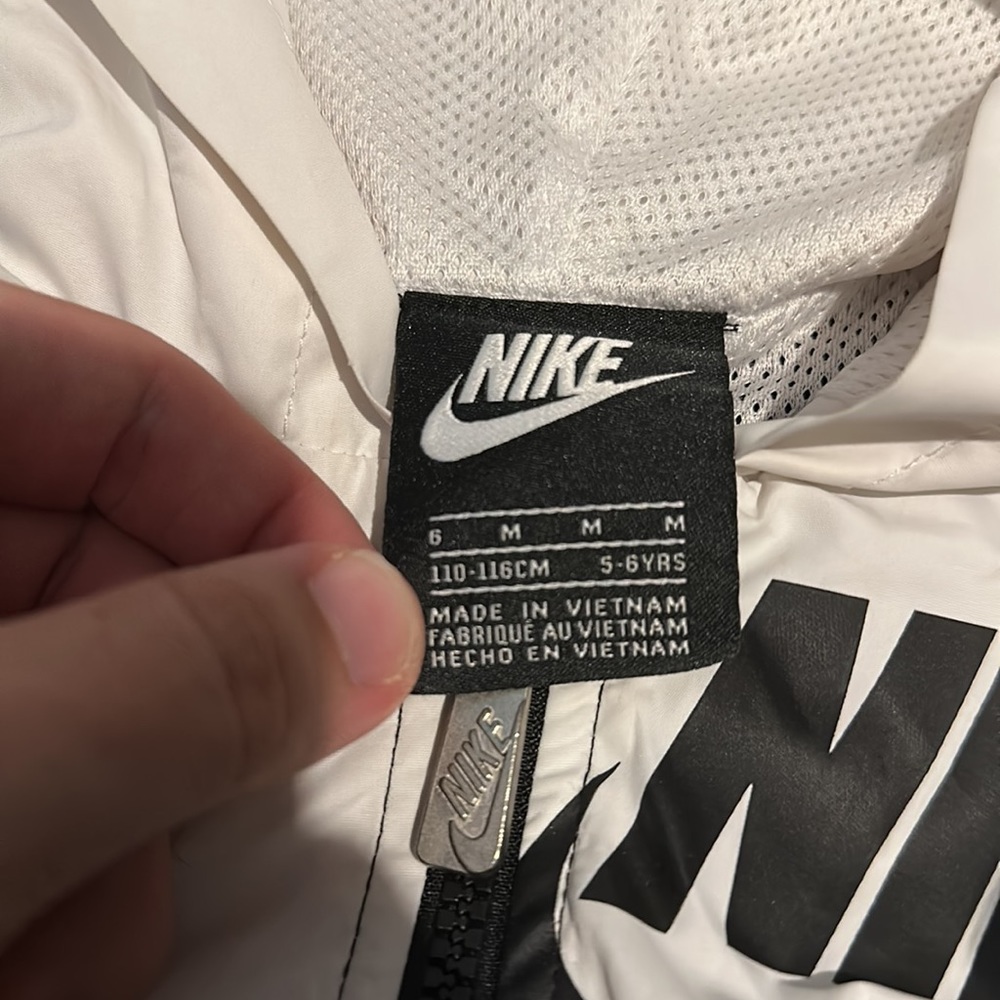 Nike Jacket - Picture 5 of 6